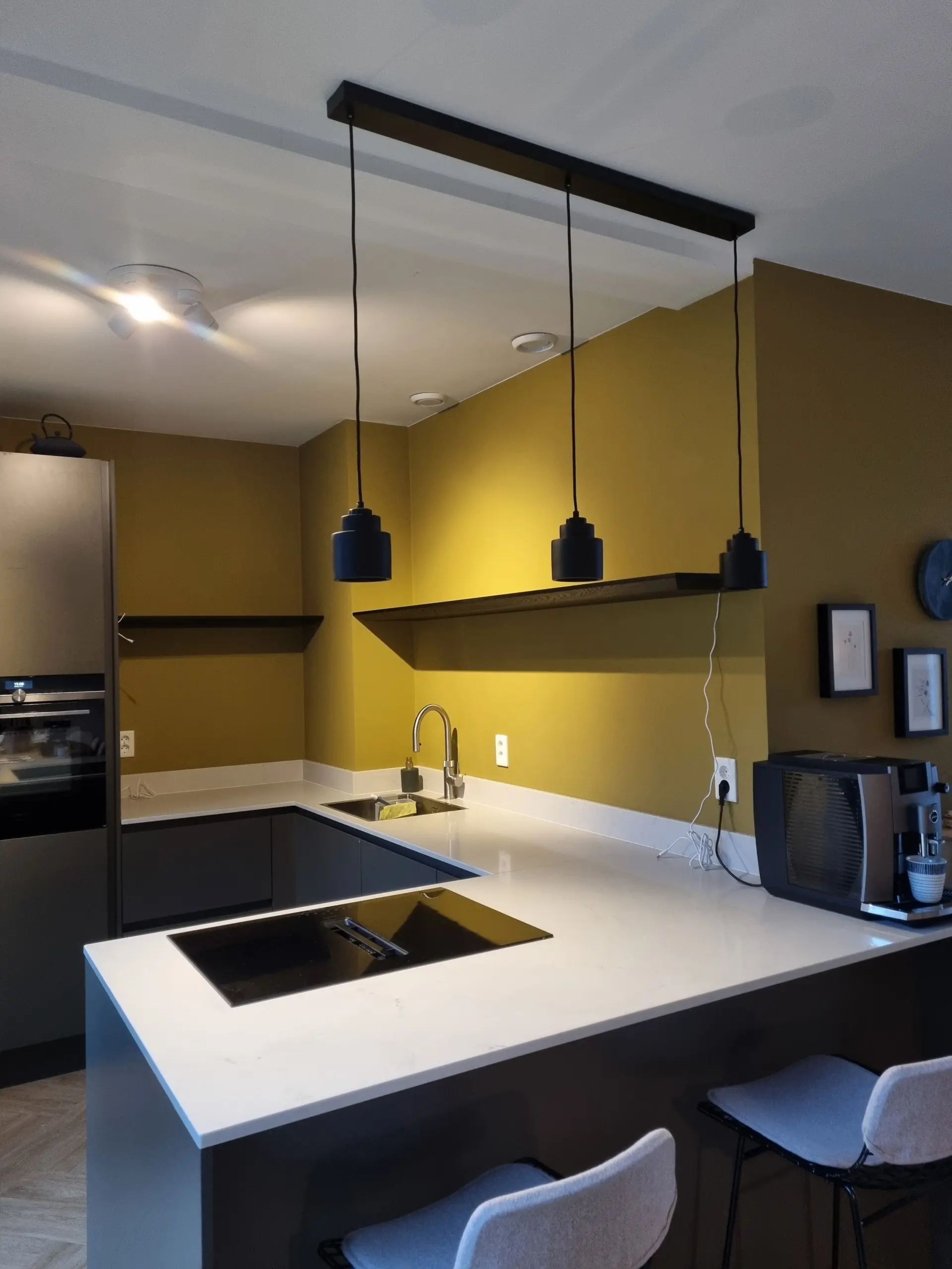 Wandplank montage verborgen